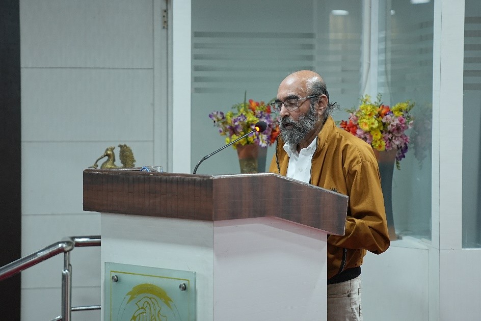 Modern College Images