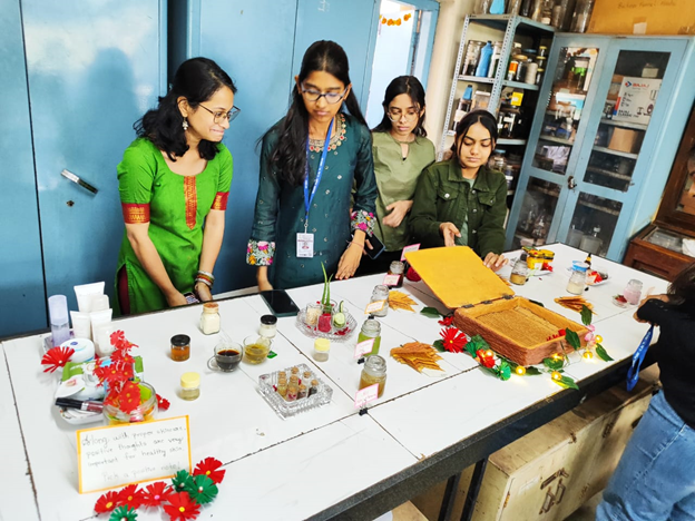 Modern College Images