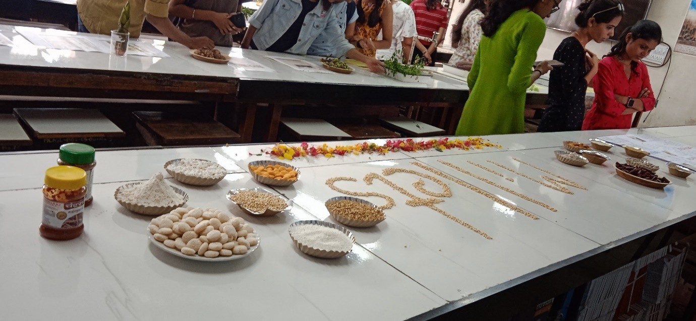 Modern College Images