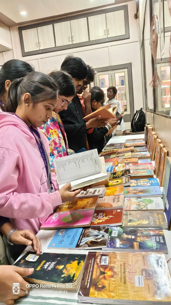 Modern College Images