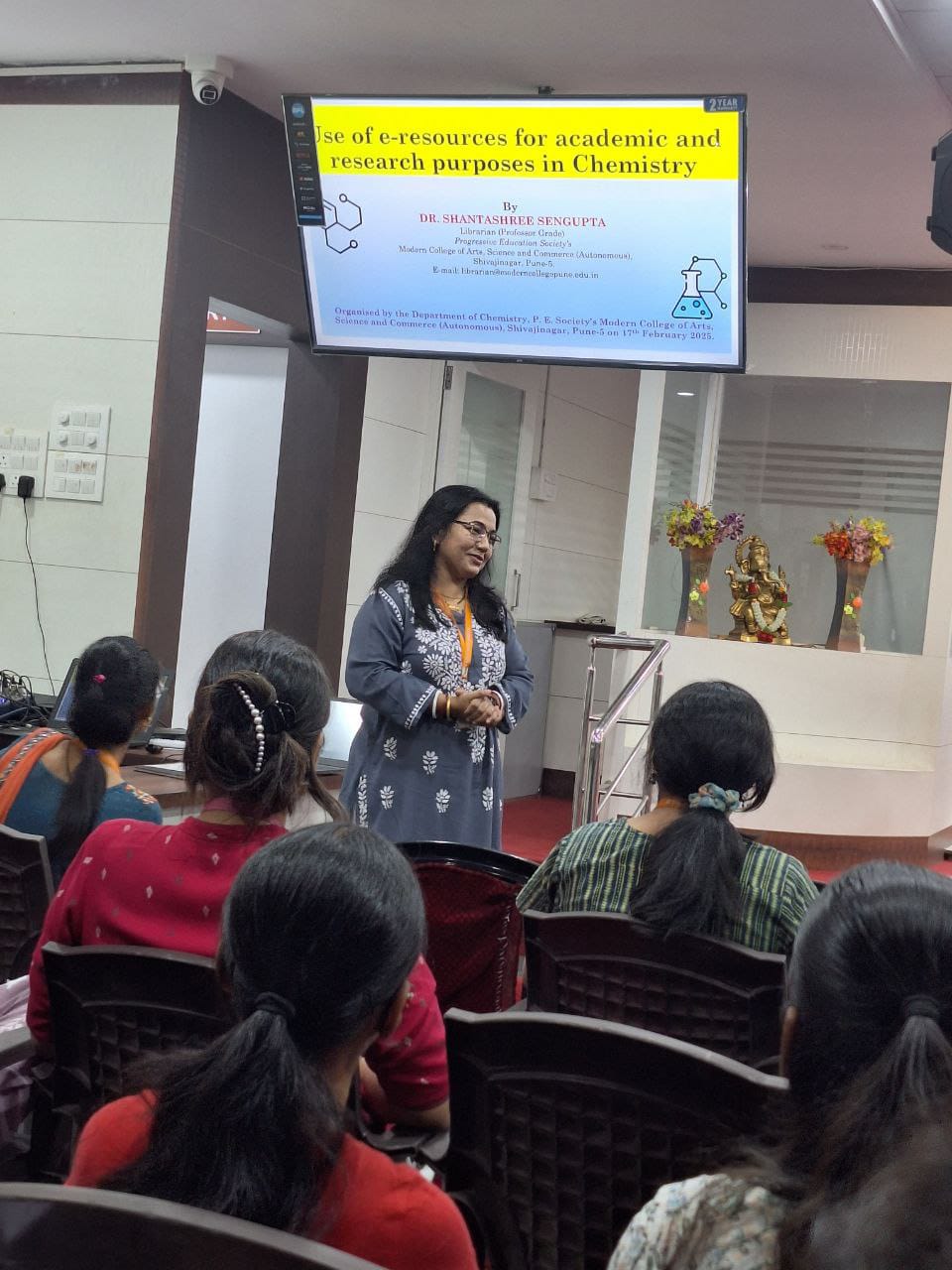 Modern College Images