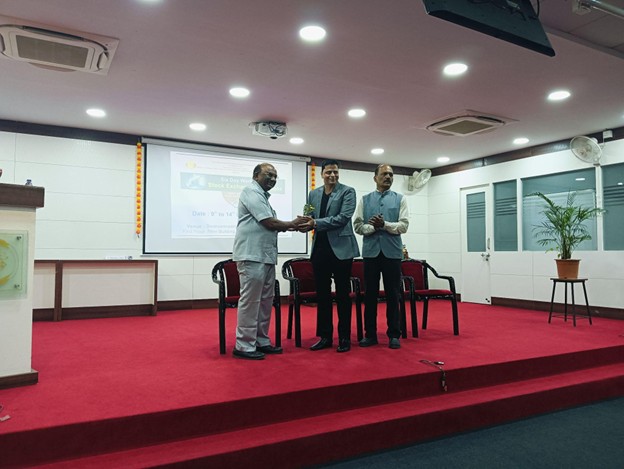 Modern College Images