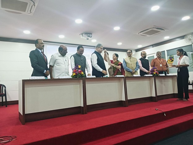 Modern College Images