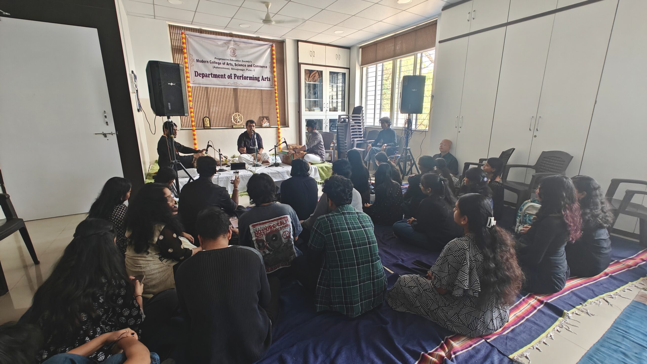 Modern College Images