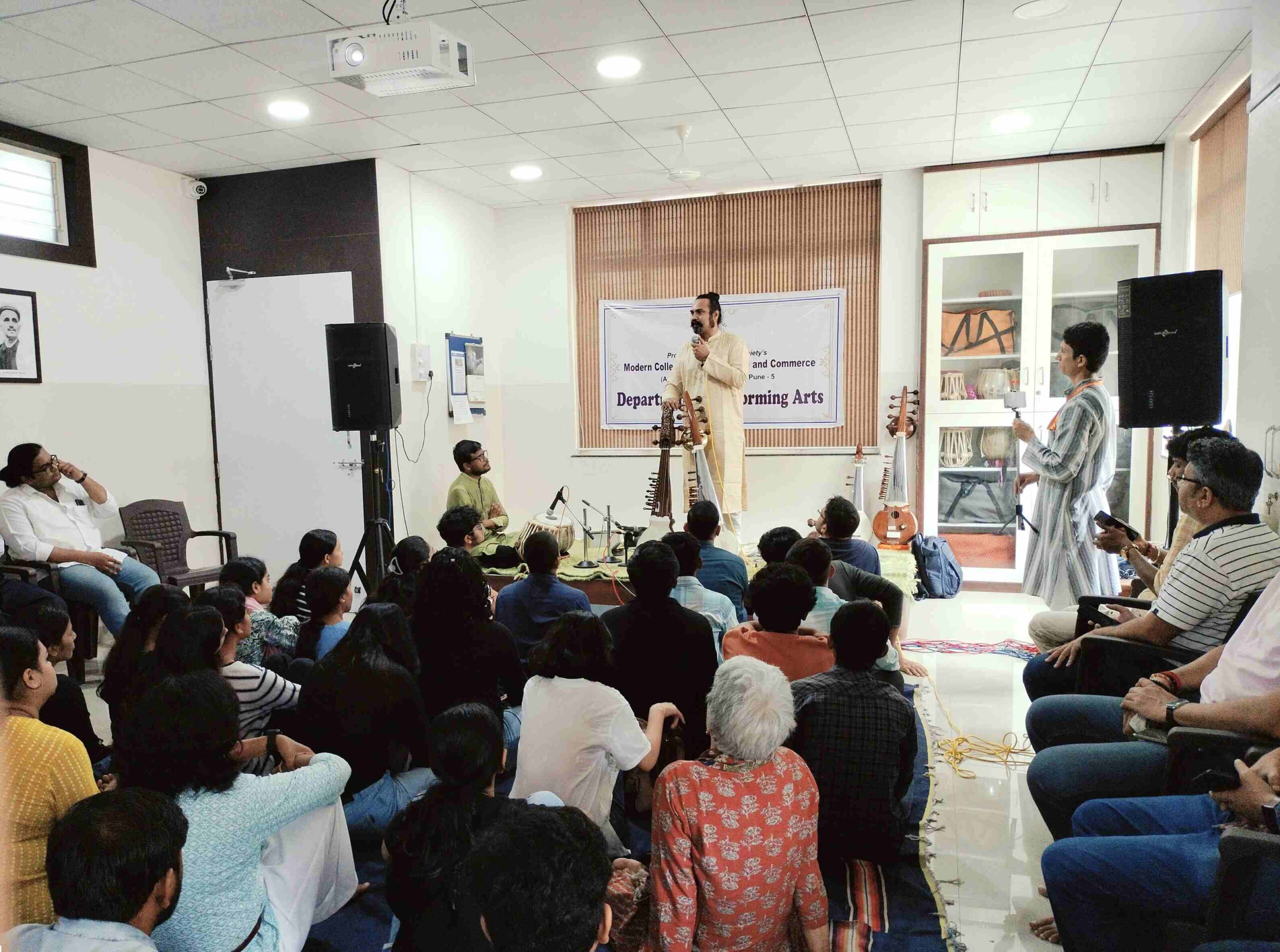 Modern College Images