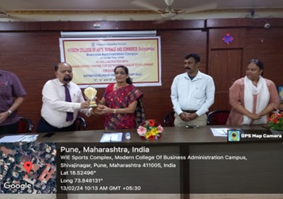 Modern College Images