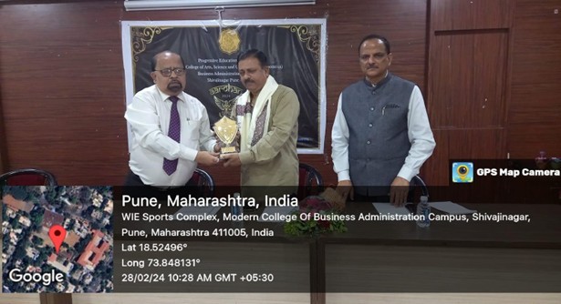 Modern College Images