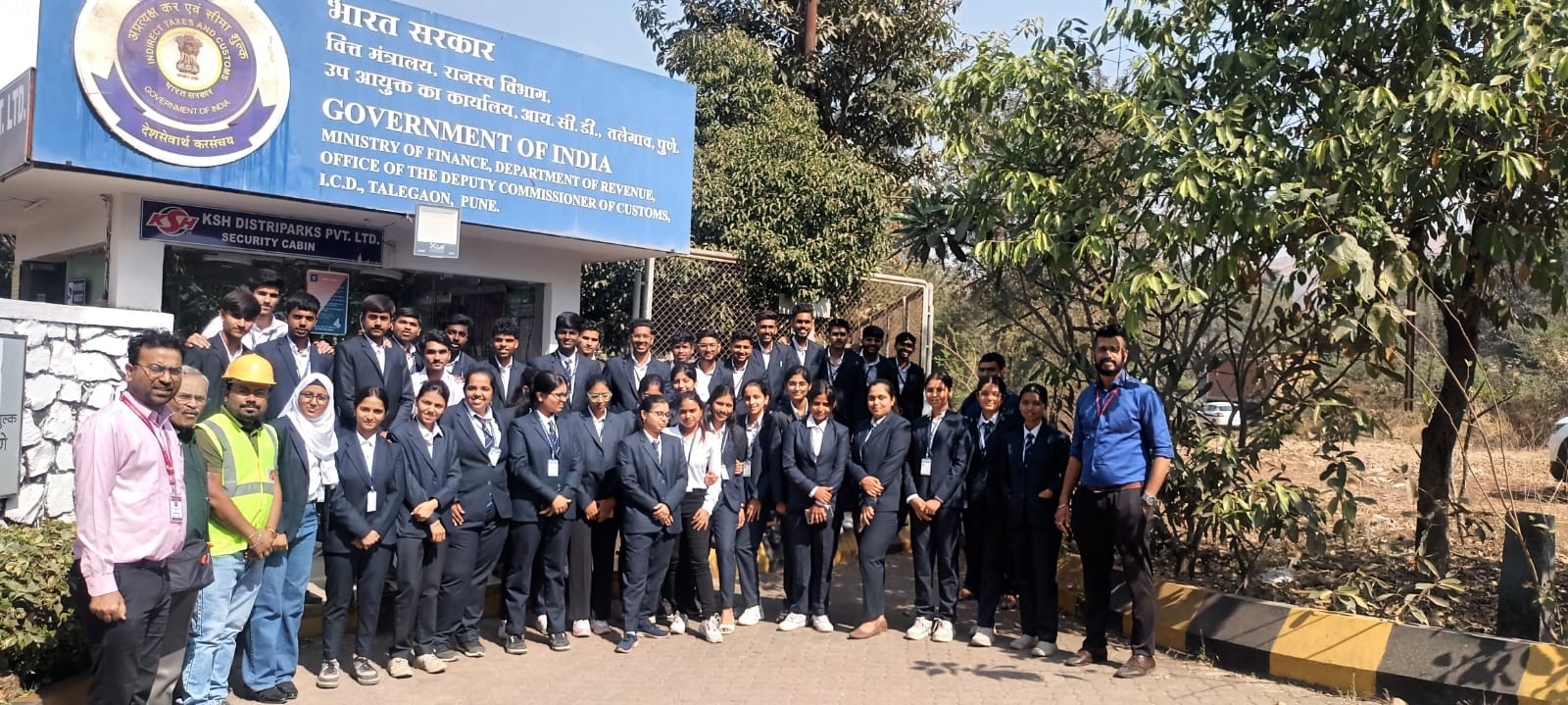 Modern College Images