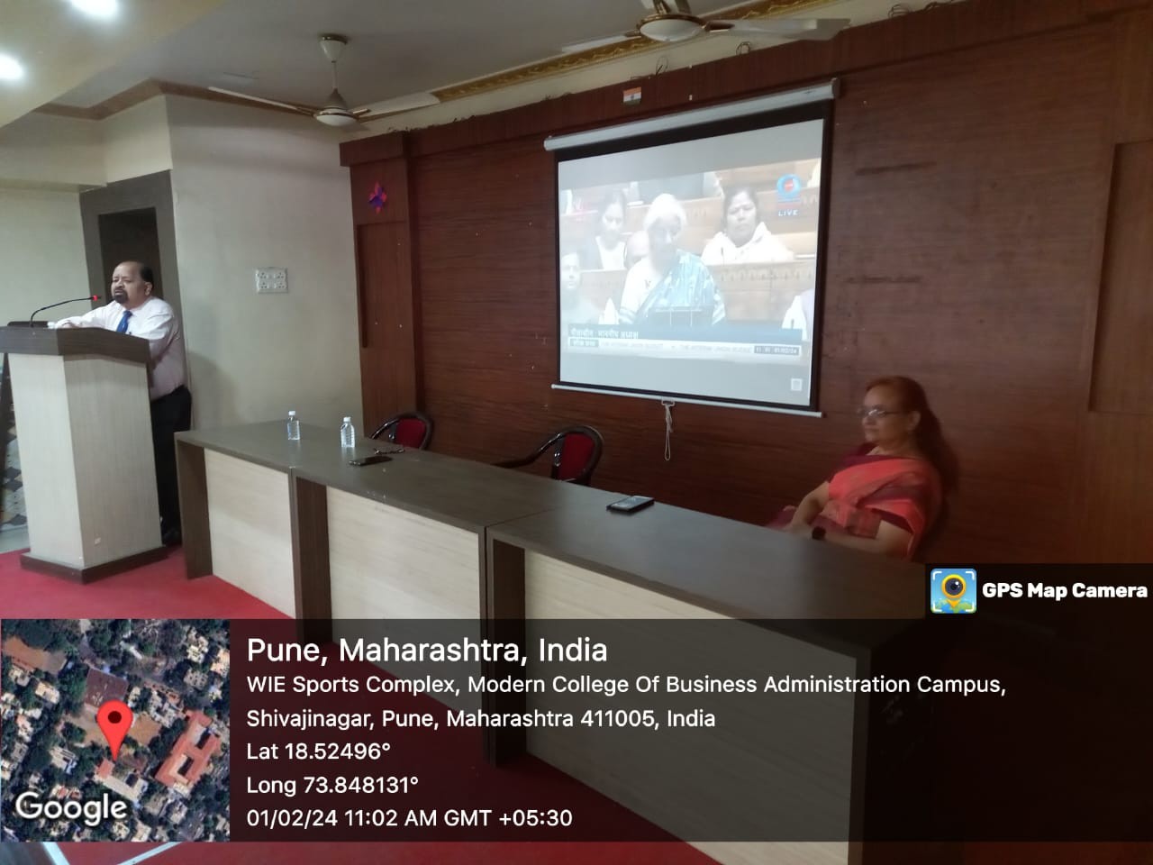 Modern College Images