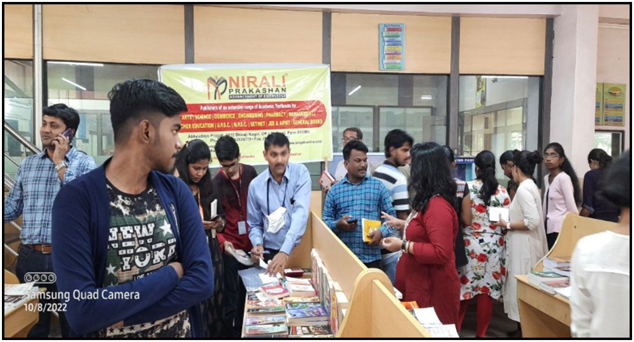 Modern College Images