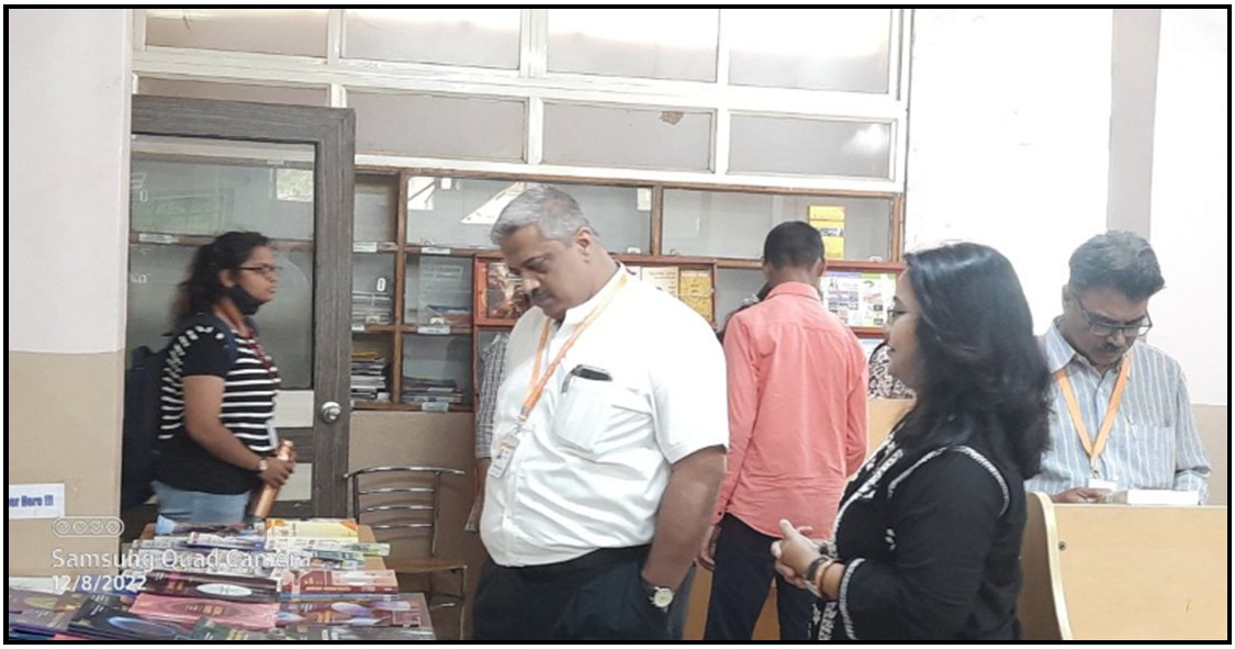 Modern College Images