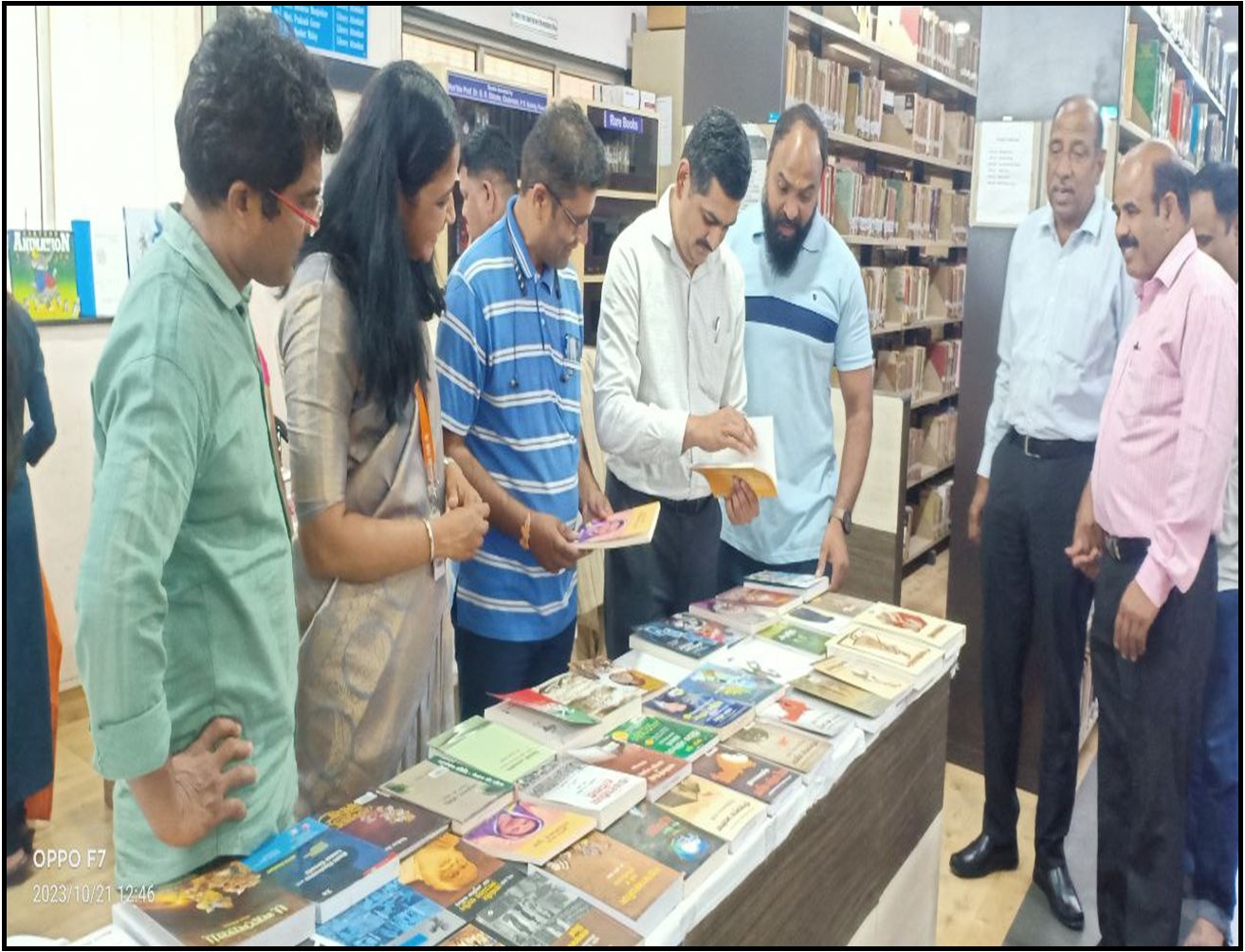 Modern College Images