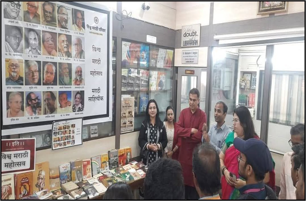 Modern College Images