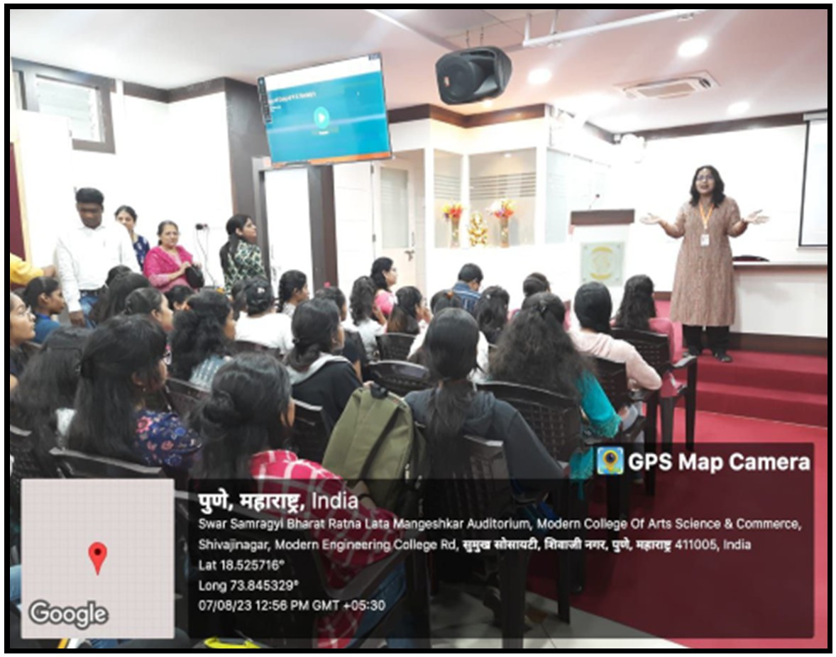 Modern College Images