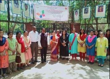 Modern College Images