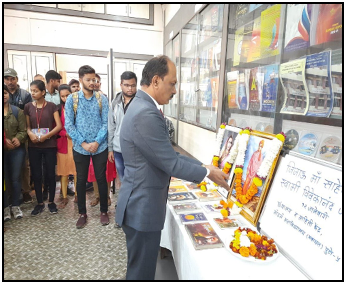 Modern College Images