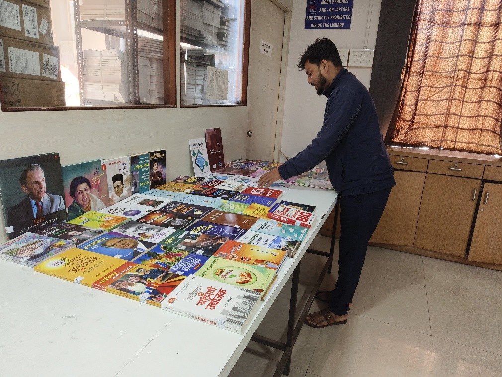 Modern College Images