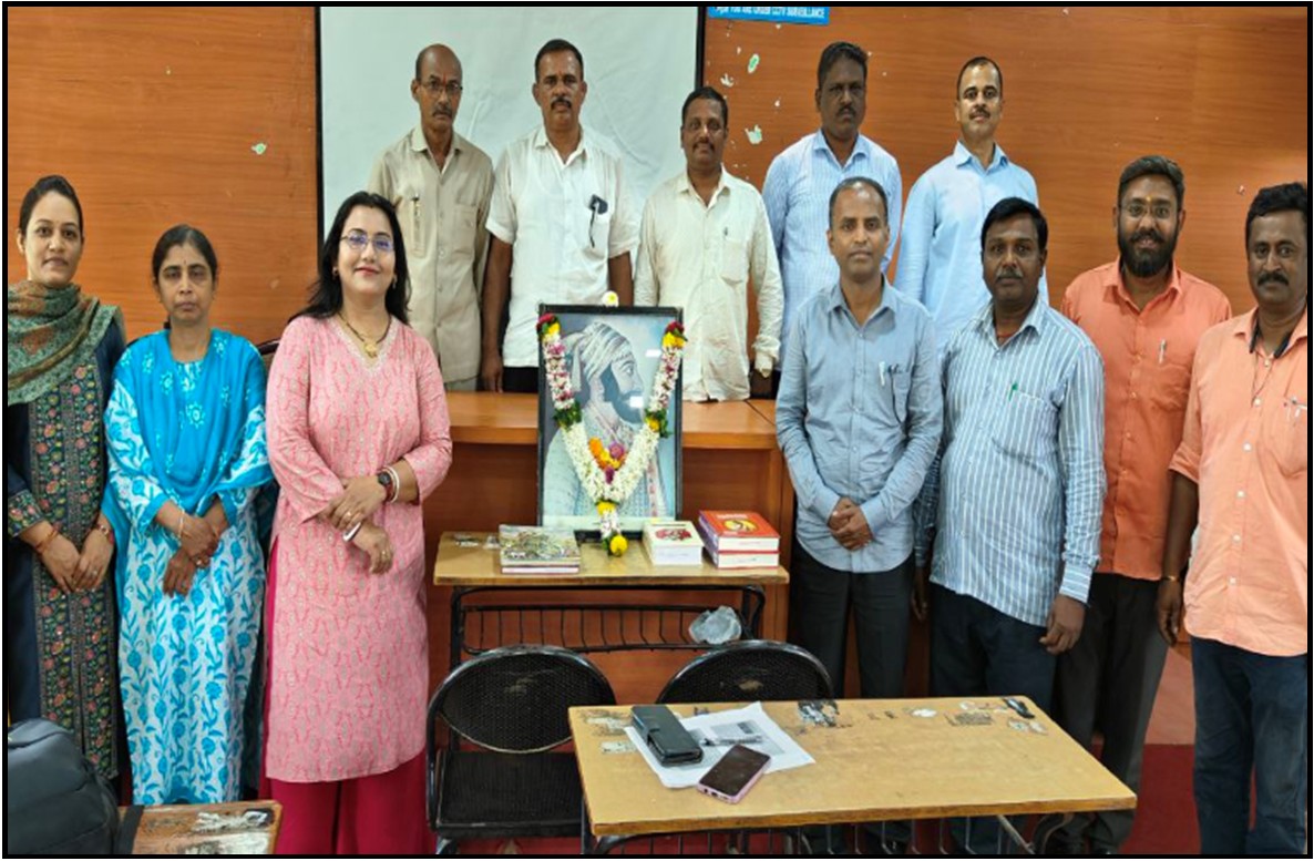 Modern College Images