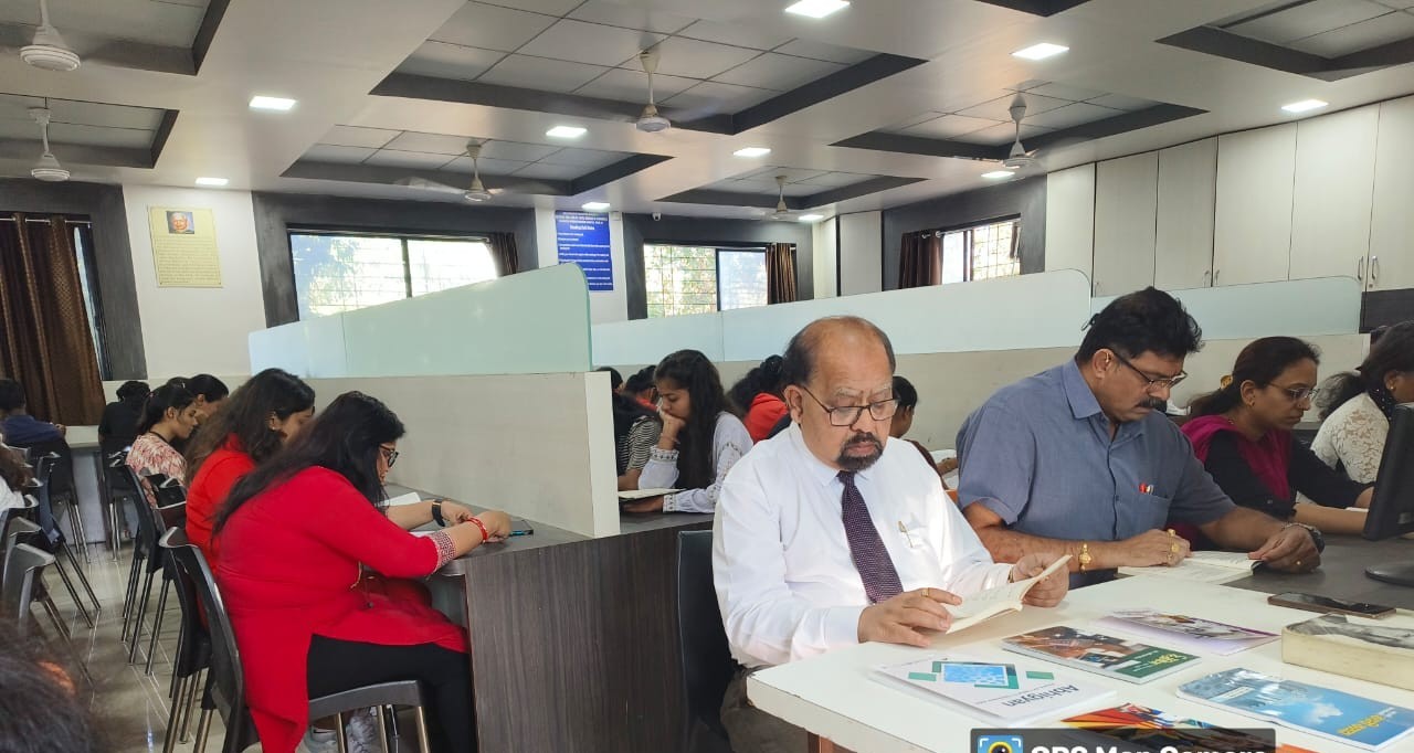 Modern College Images