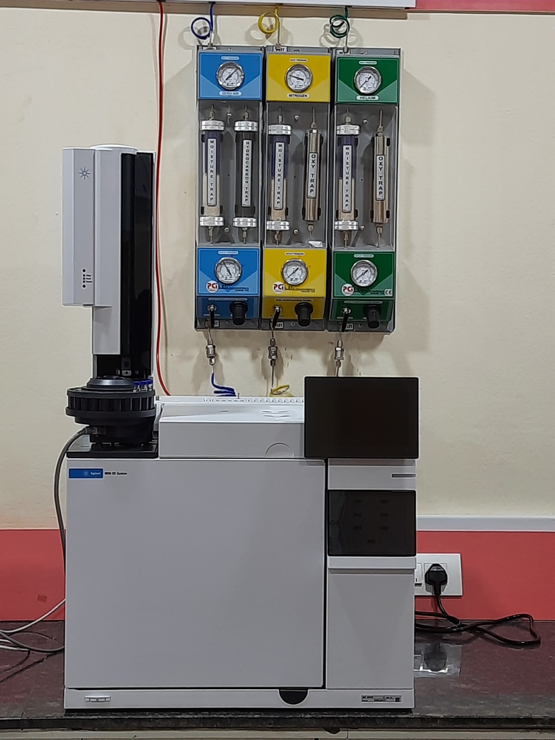 Modern College Images